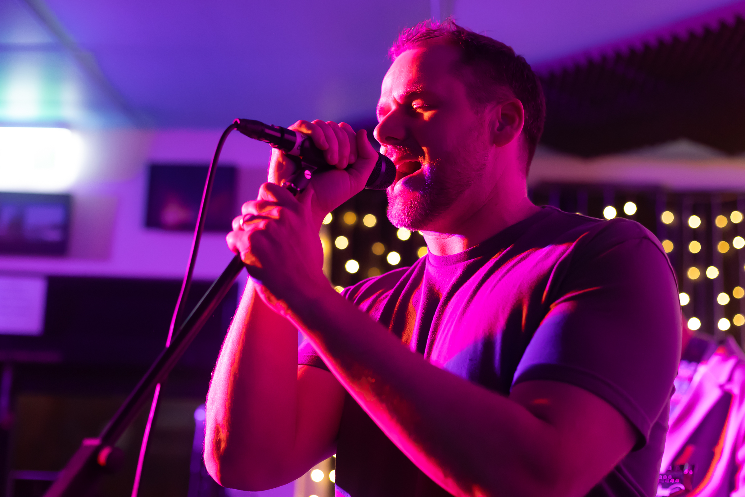 Cropdusters performing live in Perth